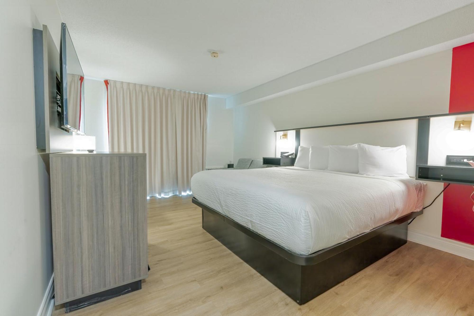 Ramada By Wyndham Kingston Motel Kültér fotó